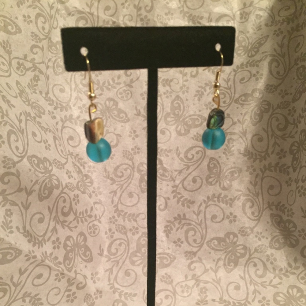 NEW! Brown and blue bead earrings! - Picture 2 of 2